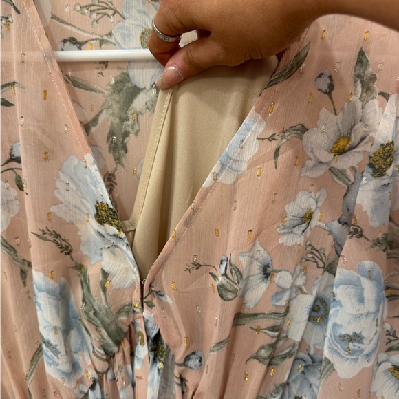 Lovestitch | Floral Maxi Dress - Picture 4 of 6